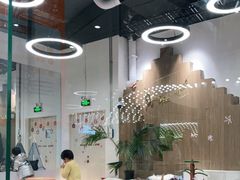 -COLOR PETS 撸猫馆·购猫·猫咖(长风大悦城店)