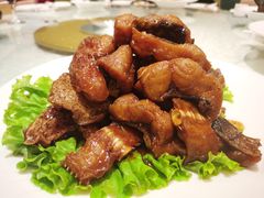 上海本帮熏鱼-绍兴饭店(大宁店)