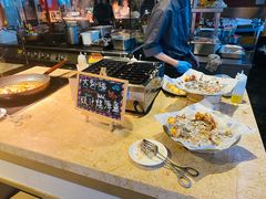 -大中华希尔顿酒店-念自助餐·嗨啤·小龙虾