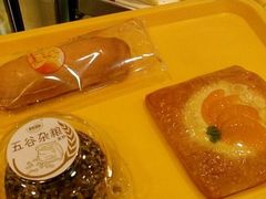 -皇冠幸福里动物奶油生日蛋糕(万达店)