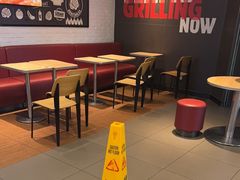 -汉堡王(颐和汇邻湾广场店)