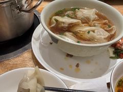 -茅草房·河畔园林火锅