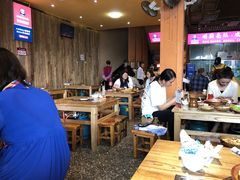 大堂-阿婆情腊排骨火锅(金虹路店)