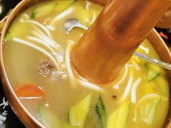 -民食香·腊排骨野生菌美食(木府店)