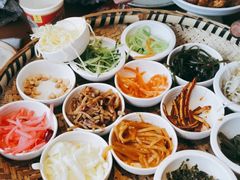 -包整·丝娃娃(一览甲秀楼风景店)