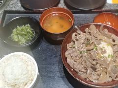 自家制牛肉丼-NIUAN牛庵·日式和牛烧肉(恒隆店)