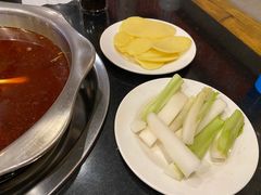 -冯记香辣兔火锅(茶店子总店)
