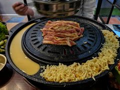 -胡悦里韩式烤肉(芝罘万达广场店)