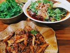 温拌拐肉饭-朱大嘴肥肠血旺(福字街店)