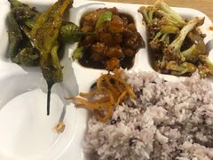 -欧亚商都奥特莱斯(新发路店)