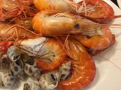 -荣誉国际酒店-云顶旋转餐厅