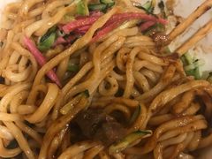 -黑八私房老北京炸酱面