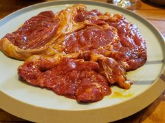 -青古韩式炭火烤肉店