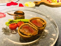 惠灵顿牛排-弦月窗LUNETTE BY AMANDA(复兴路店)