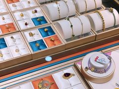 -银泰百货(舟山临城店)