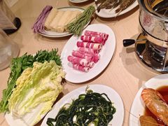 -日进一片海.生腌海鲜火锅.宵夜烧烤(三里屯总店)