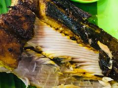 -明记烧鱼美味店