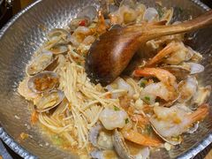 花甲爱上脆脆虾-吃饭皇帝大(合生汇店)