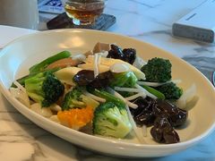 罗汉素什锦-湖滨28中餐厅·西湖宴·杭州君悦酒店