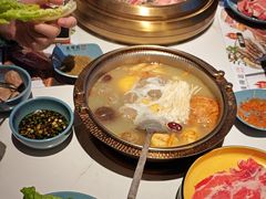 -汉阳廷自助烤肉·火锅(万丰海岸城店)