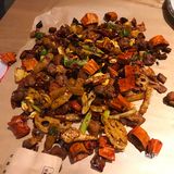 夏天还是要撸串 啤酒 羊排走起哈哈 和朋友来着小聚