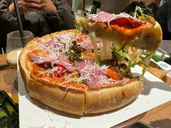 -Dragon Pizza•圆脸龙披萨·牛排餐厅