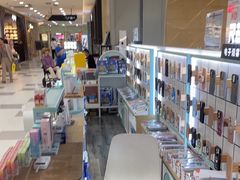 -爱畅享华为苹果手机维修服务(虹口龙之梦店)