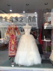 -东方旗袍婚纱礼服(中山中路店)