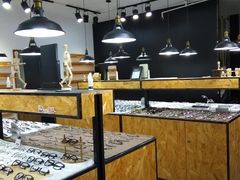 -罗伯特眼镜·蔡司官方授权(罗湖国贸店)