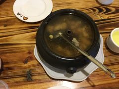 -小锅巴纳西餐厅