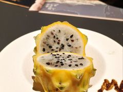 -雍容荟帝王蟹活龙虾展台自助(IFS黑金店)