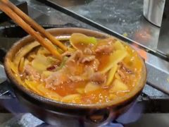 -有红鸡毛店·砂锅菜(抚琴夜市店)