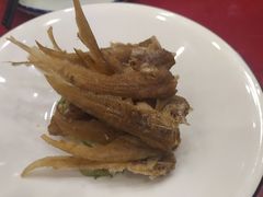 -侬佳蒸菜馆(听潮店)