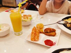 -东方豪客牛排意面披萨(玉函银座店)
