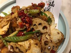 干锅牛蛙-韵秋荷(宝山龙湖天街店)
