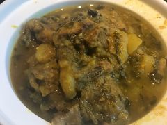 酸菜土豆炖牛肉-绿茶餐厅(蓝色港湾店)