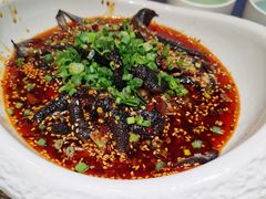 巧拌乌鸡脚-锦庐道地川菜(来福士店)