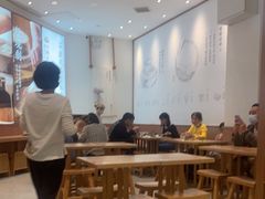 大堂-小满手工粉(杭州滨江龙湖店)