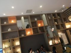 -西安大雁塔科技大学地铁站亚朵酒店