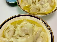 刀鱼馄饨-老半斋(福州路店)