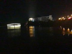 -万绿园