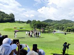 -麓湖高尔夫球俱乐部