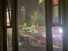 -万泊酒店(长沙五一广场国金中心店)