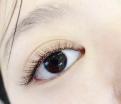 -七月美睫 美甲