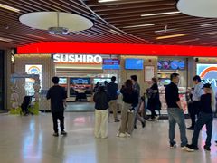 -瑞虹新天地月亮湾