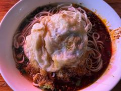 -黎氏老太婆小面馆(临华大厦店)