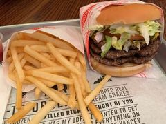 -FATBURGER 特富客汉堡(外交公寓店)