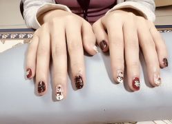 -UN·桃喜日系美睫美甲