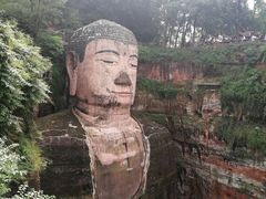 -峨眉山报国寺