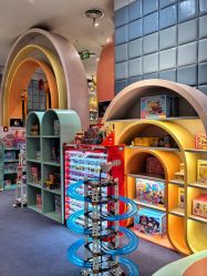 -奈尔宝·儿童乐园·亲子餐厅(华采天地店)